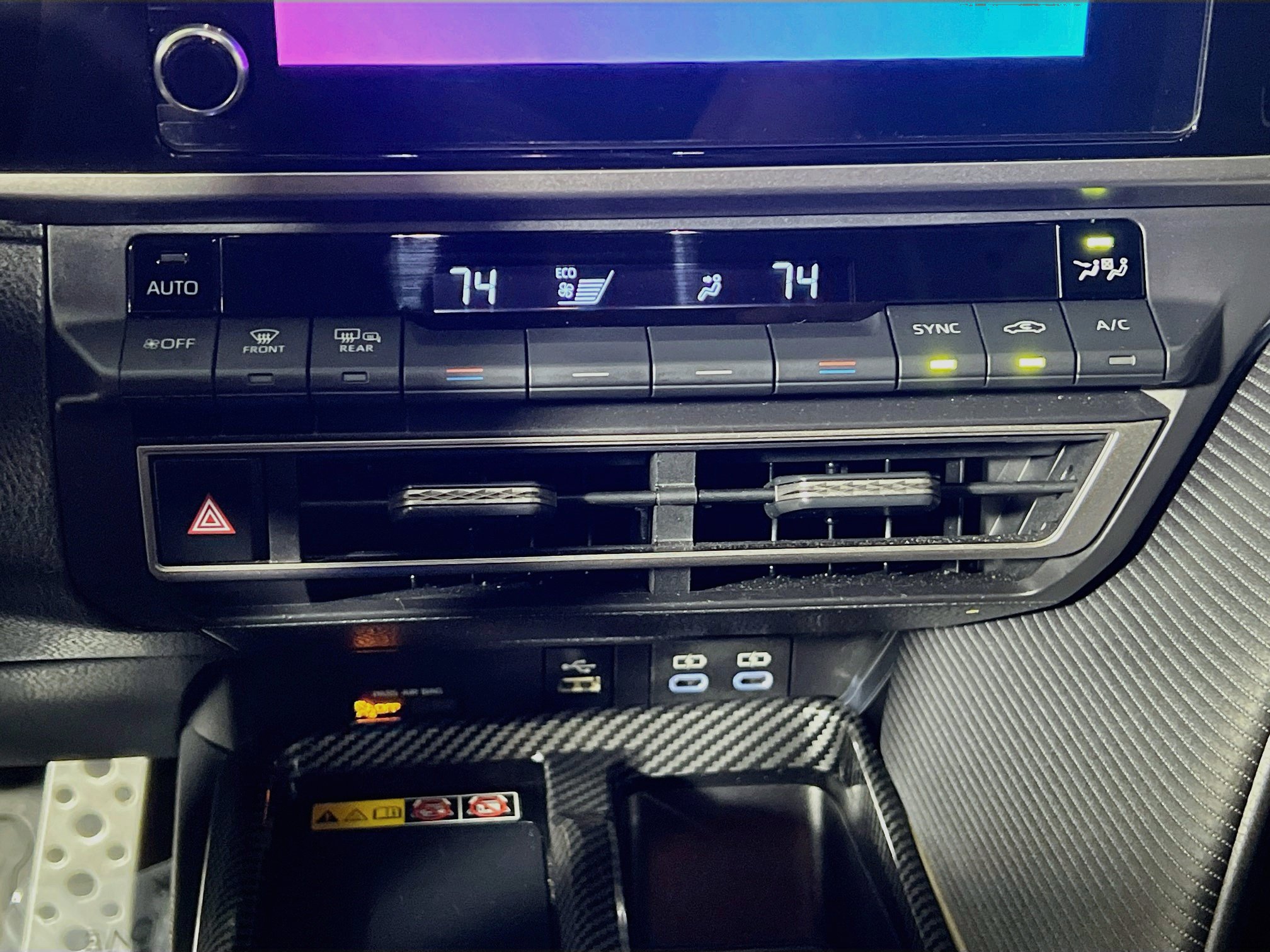 Used 2025 Toyota Camry SE FWD image 26