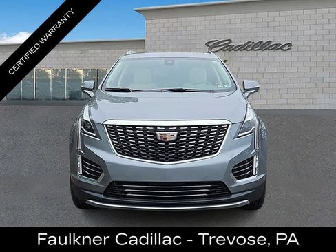 Certified 2023 Cadillac XT5 Premium Luxury FWD image 3