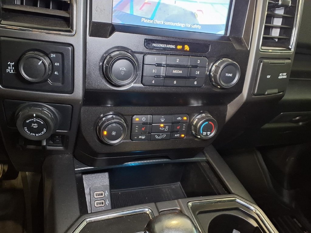 Used 2019 Ford F150 XLT w/ Equipment Group 302A Luxury AWD/4WD image 8