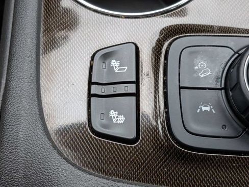 Used 2021 GMC Acadia AT4 w/ Trailering Package AWD/4WD image 28