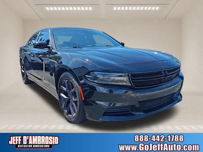 Used 2020 Dodge Charger SXT w/ Blacktop Package