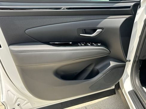 Certified 2024 Hyundai Tucson SEL AWD/4WD image 11