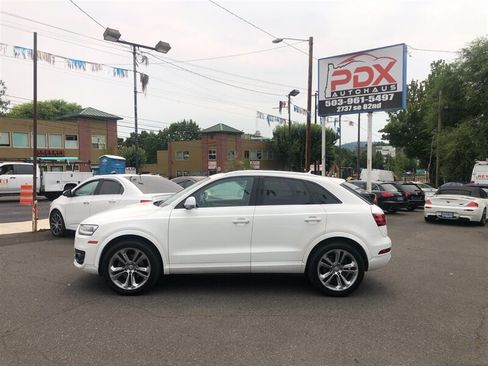 Used 2015 Audi Q3 2.0T Prestige w/ Prestige Package AWD/4WD image 1
