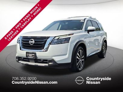 Used 2025 Nissan Pathfinder Platinum w/ Cargo Package