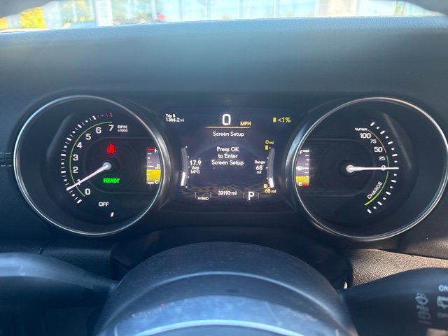Used 2022 Jeep Wrangler Unlimited Sahara AWD/4WD image 17