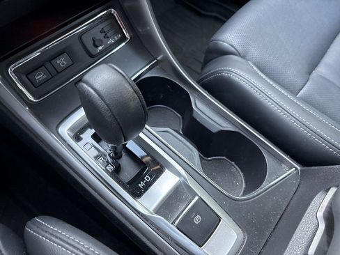 Used 2022 Subaru Ascent Limited w/ Technology Package image 22