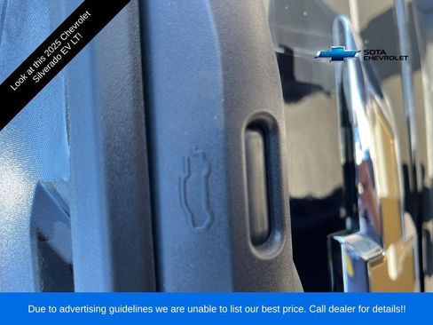 New 2025 Chevrolet Silverado EV LT image 34