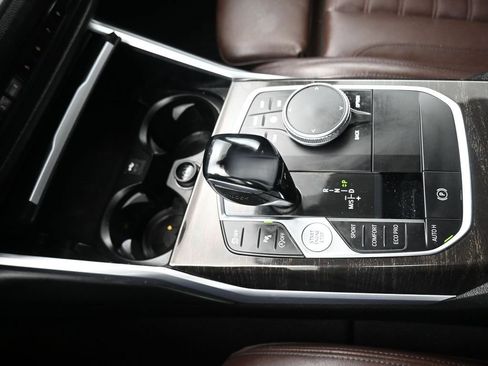 Used 2019 BMW 330i xDrive Sedan w/ Convenience Package image 23