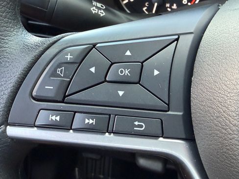 Certified 2025 Nissan Altima 2.5 SV FWD image 26