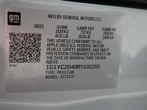 Used 2024 Chevrolet Corvette Stingray Premium Cpe RWD image 32