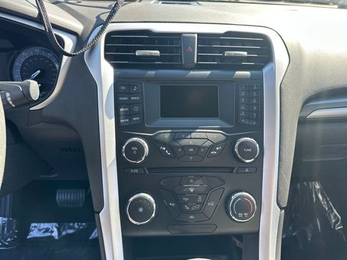Used 2013 Ford Fusion S FWD image 21