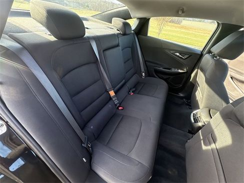 Used 2022 Chevrolet Malibu LT image 28