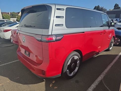 Used 2025 Volkswagen ID. Buzz Pro S Plus AWD/4WD image 4