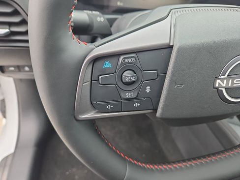 New 2026 Nissan Sentra SR w/ SR Premium Package FWD image 9