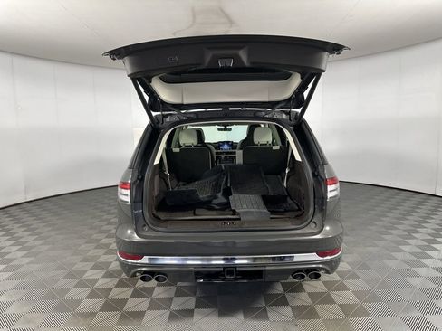 Used 2024 Lincoln Aviator Black Label w/ Dynamic Handling Package AWD/4WD image 25