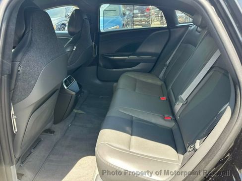 Used 2024 Lucid Air Touring AWD/4WD image 14