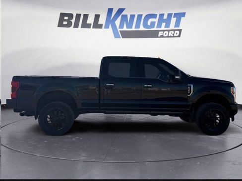 Used 2019 Ford F350 Limited image 11