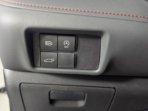 Used 2023 Toyota Highlander XSE FWD image 15