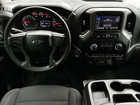 Used 2024 Chevrolet Silverado 1500 Custom Trail Boss w/ Turbomax Blackout Package image 12