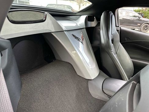 Used 2015 Chevrolet Corvette Z06 w/ 3LZ Preferred Equipment Group image 18