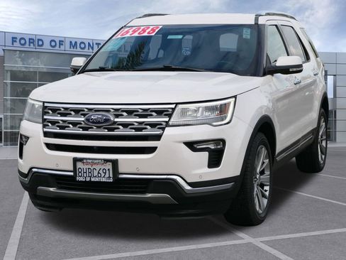 Used 2019 Ford Explorer Limited w/ Class II Trailer Tow Package AWD/4WD image 10