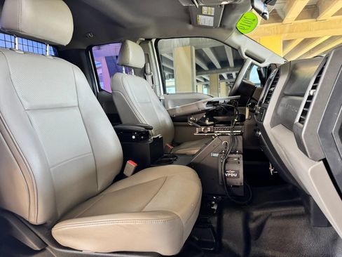Used 2019 Ford F250 XL w/ Power Equipment Group RWD image 27