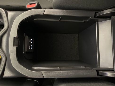 Certified 2025 Toyota RAV4 XLE FWD image 23
