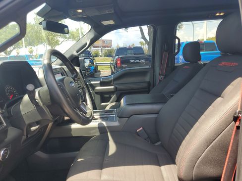 Used 2019 Ford F150 XLT w/ Equipment Group 302A Luxury AWD/4WD image 12