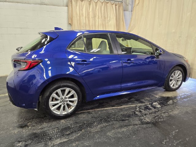 Used 2023 Toyota Corolla SE FWD image 7