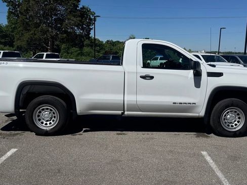 Used 2024 GMC Sierra 1500 Pro w/ Pro Value Package AWD/4WD image 2