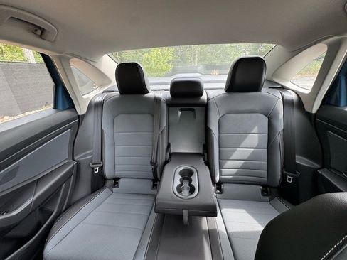 New 2025 Volkswagen Jetta SE image 34