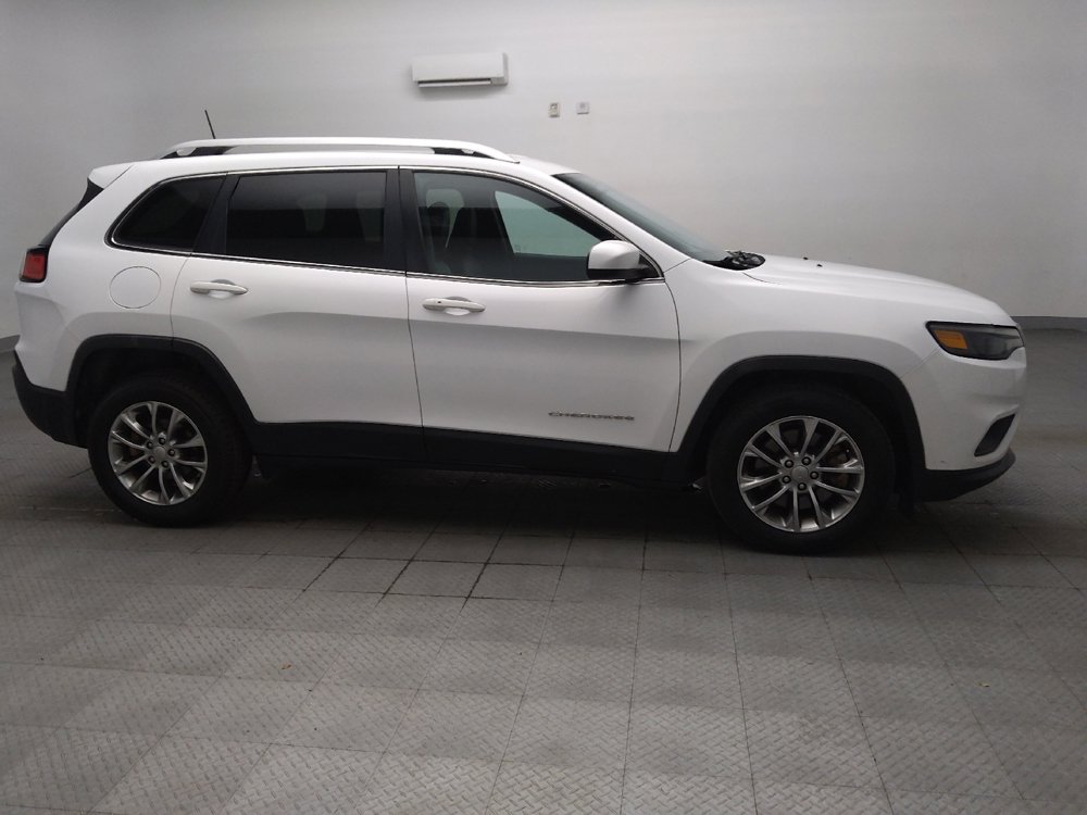 Used 2019 Jeep Cherokee Latitude Plus FWD image 11