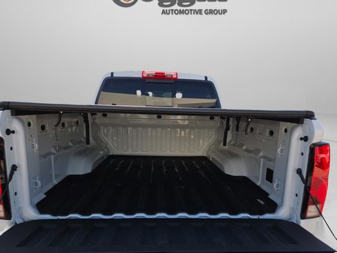 Used 2025 Chevrolet Colorado Trail Boss AWD/4WD image 13