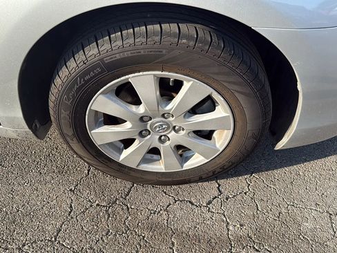 Used 2008 Toyota Camry XLE image 25