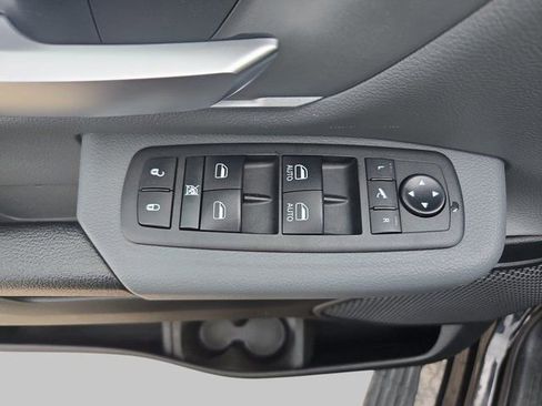Used 2022 RAM 1500 Big Horn AWD/4WD image 30