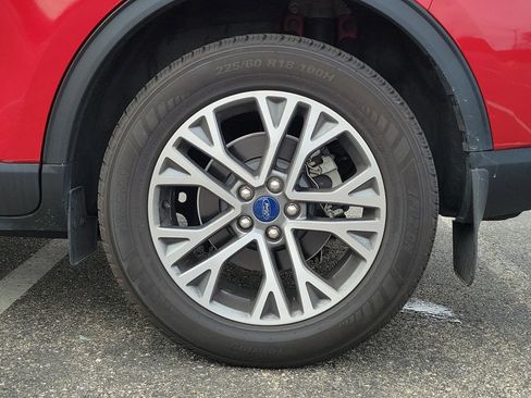 Used 2022 Ford Escape SEL w/ Technology Package image 5