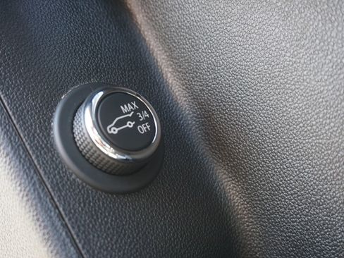 Used 2019 Cadillac XT5 Luxury image 25