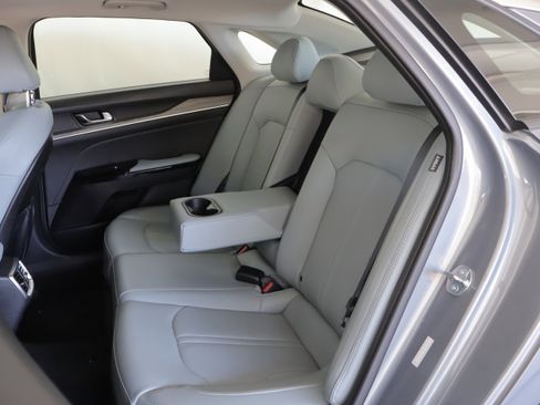 Used 2024 Kia K5 EX w/ EX Premium Package image 9