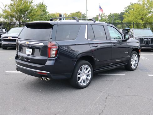 Used 2023 Chevrolet Tahoe High Country w/ Premium Package 2 AWD/4WD image 10