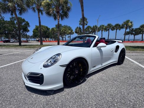 Used 2015 Porsche 911 Turbo S Cabriolet AWD/4WD image 5