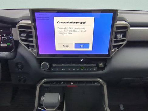 New 2026 Toyota Tundra Limited AWD/4WD image 17