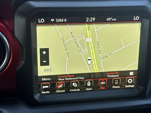 Used 2022 Jeep Gladiator Rubicon image 21