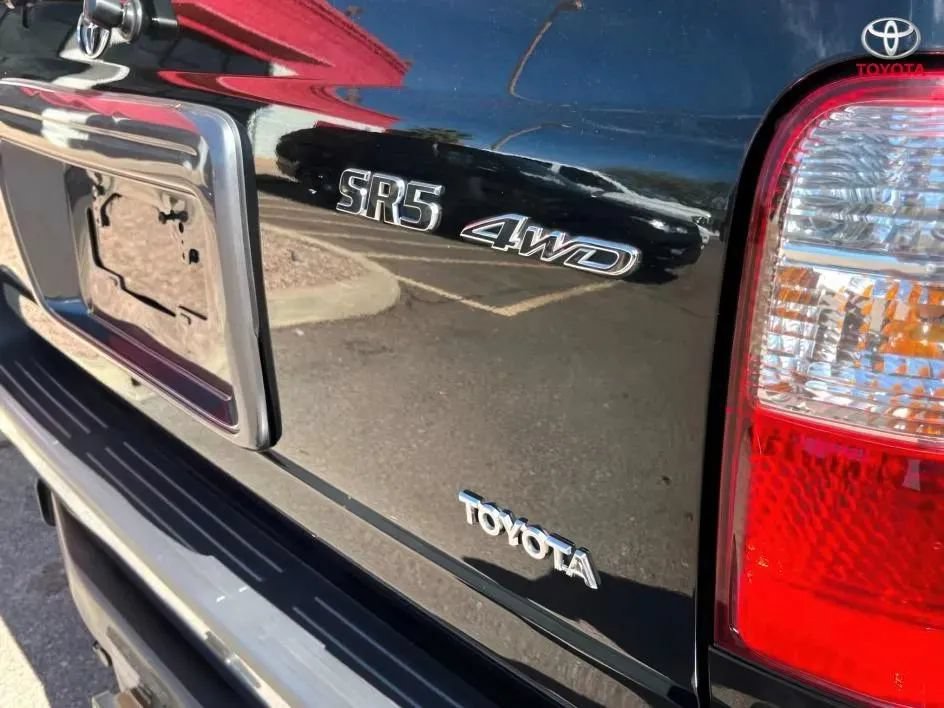 Used 2001 Toyota 4Runner SR5 w/ Upgrade Value Pkg 3 AWD/4WD image 21
