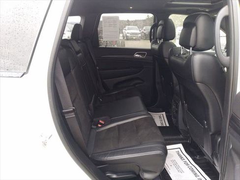 Certified 2021 Jeep Grand Cherokee Laredo X AWD/4WD image 8