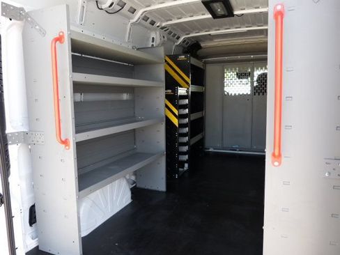 Used 2025 RAM ProMaster 2500 w/ Safety Group FWD image 19