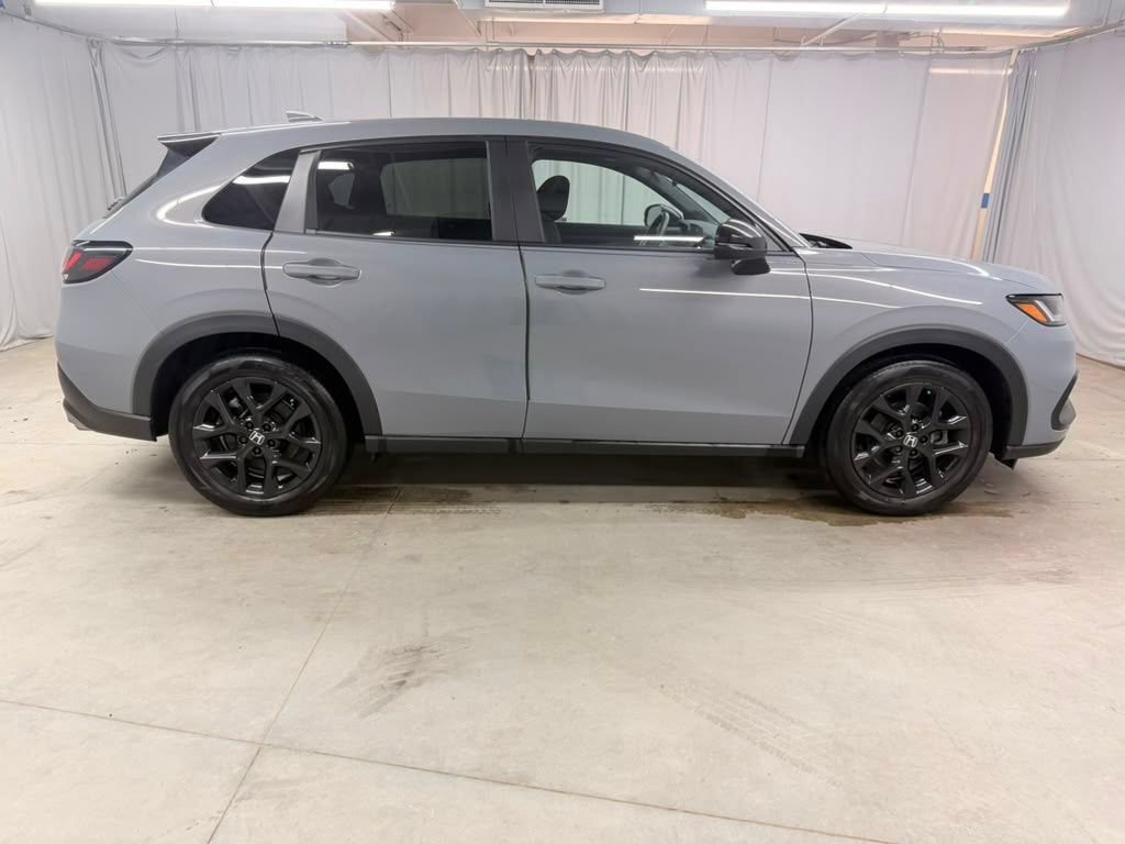 Certified 2024 Honda HR-V Sport image 17