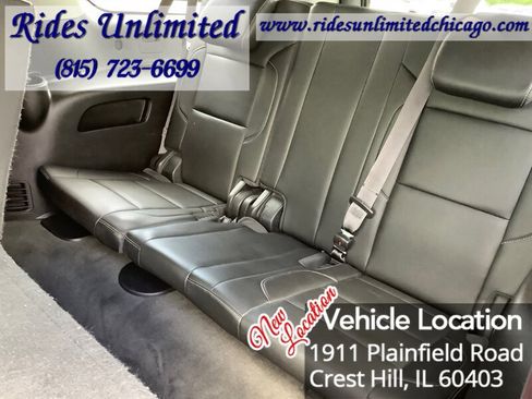 Used 2015 Chevrolet Suburban LT w/ Luxury Package image 27