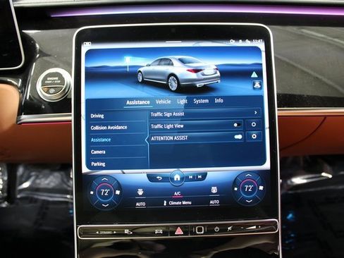 Used 2022 Mercedes-Benz S 500 4MATIC w/ 3D Technology Package image 28