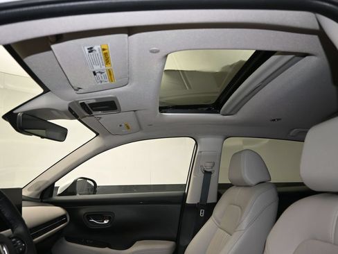 Certified 2025 Honda HR-V EX-L image 24