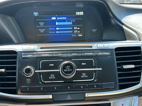 Used 2014 Honda Accord LX image 23